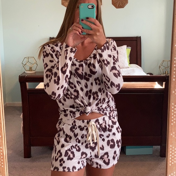 LAST1!🧁LEOPARD DREAMS-lounge set - Picture 4 of 5